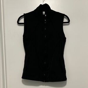 GAP body fit Women's Black sport Vest